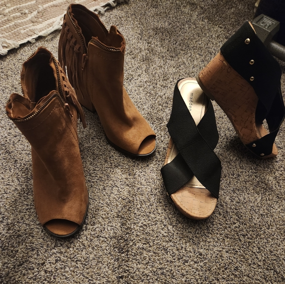 Women's Size 10 Shoes!